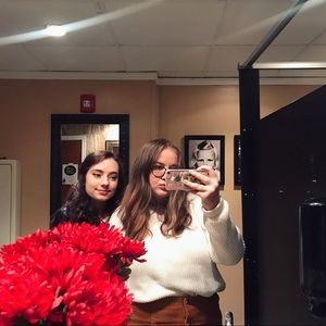 Meet your Posher, Alexis